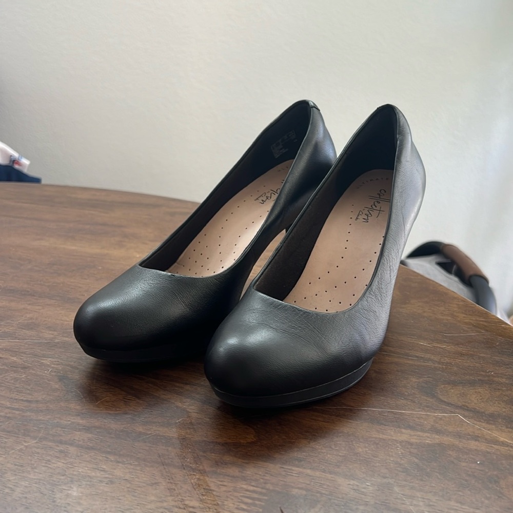 Clark’s Size 6 in like new condition
